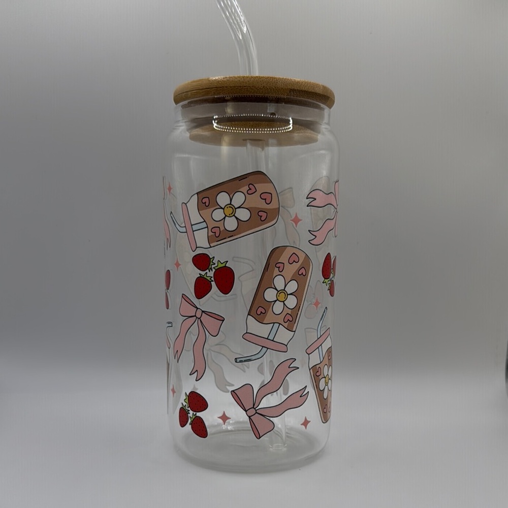 Strawberry and Bow Glass Tumbler with Straw